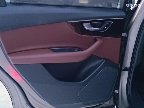 Audi Q7 2017 серый - фото 36