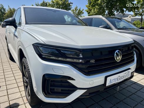 Volkswagen Touareg 2023 - фото 32