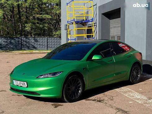 Tesla Model 3 2025 - фото 4