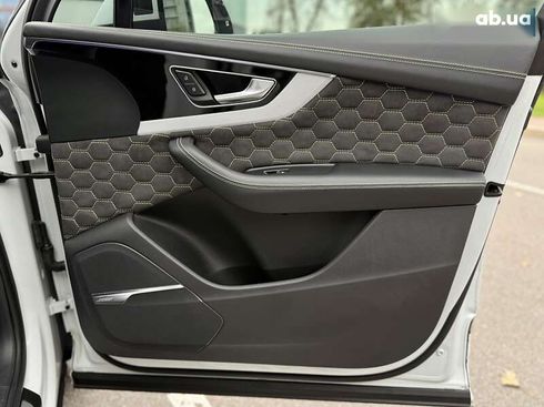 Audi Q7 2018 - фото 30