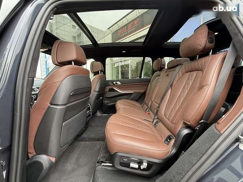BMW X7 2022 - фото 18
