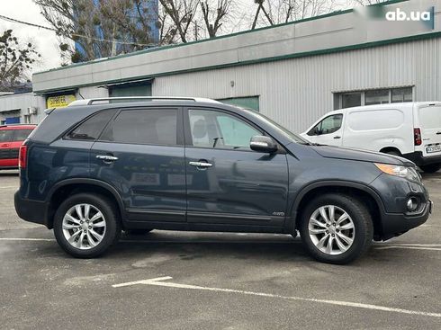 Kia Sorento 2010 - фото 5