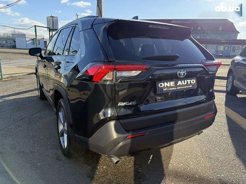 Toyota RAV4 2018 - фото 4