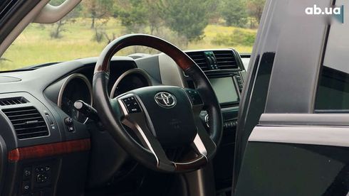 Toyota Land Cruiser Prado 2010 - фото 7