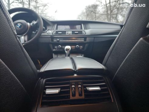 BMW 5 серия 2014 черный - фото 26