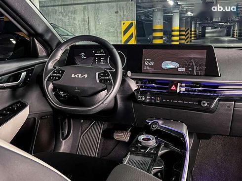 Kia EV6 2022 - фото 30
