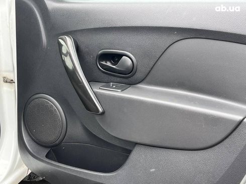 Renault Logan 2018 белый - фото 12