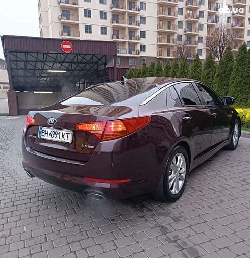 Kia Optima 2012 вишневый - фото 5