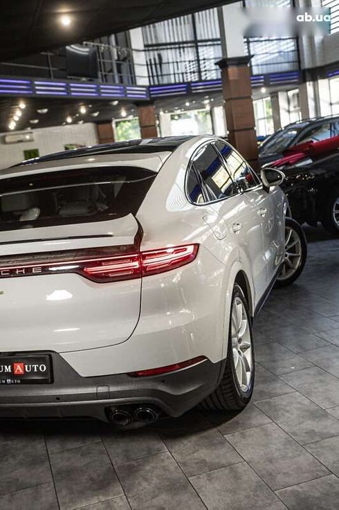 Porsche Cayenne Coupe 2023 - фото 13