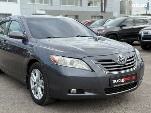 Toyota Camry 2007 - фото 2