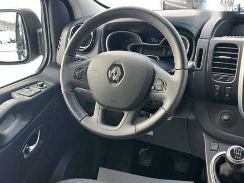Renault Trafic 2021 - фото 27