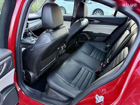 Alfa Romeo Giulia 2019 - фото 22