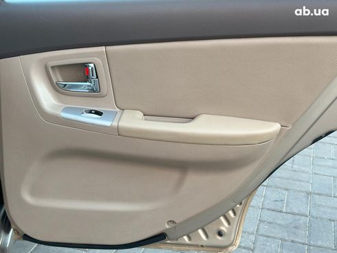 Kia Cerato 2007 бежевый - фото 16