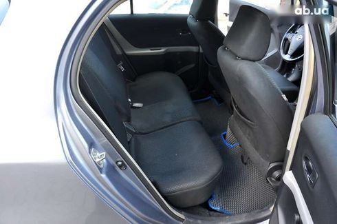Toyota Yaris 2010 - фото 24