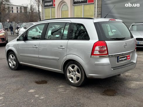 Opel Zafira 2008 серый - фото 8