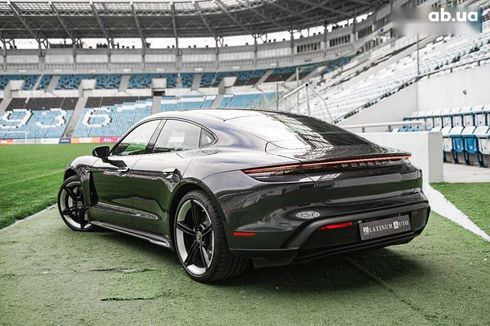 Porsche Taycan 2021 - фото 11