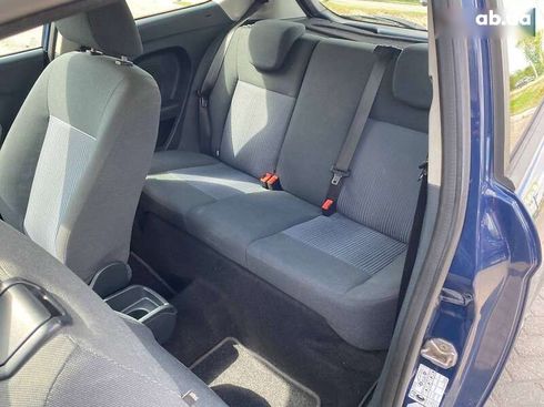 Ford Fiesta 2011 - фото 8