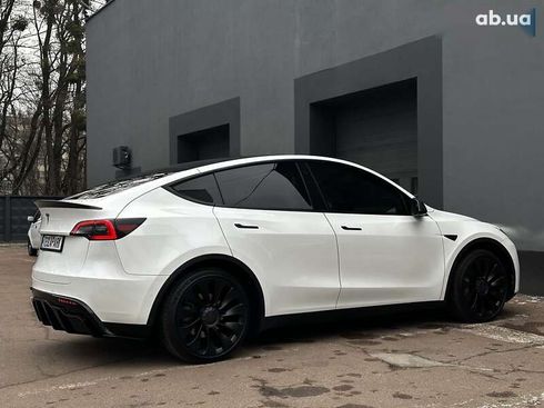 Tesla Model Y 2021 - фото 9