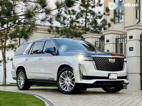 Cadillac Escalade 2021 - фото 23