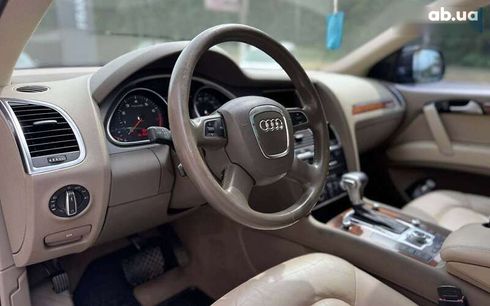 Audi Q7 2010 - фото 8