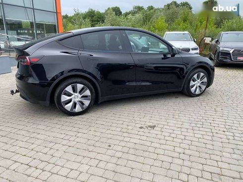 Tesla Model Y 2023 - фото 8