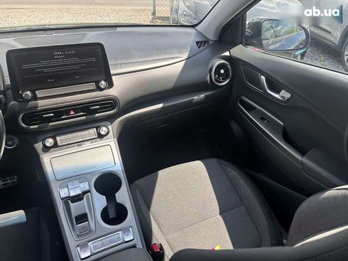 Hyundai Kona Electric 2021 - фото 27