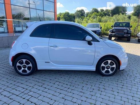 Fiat 500E 2016 - фото 8