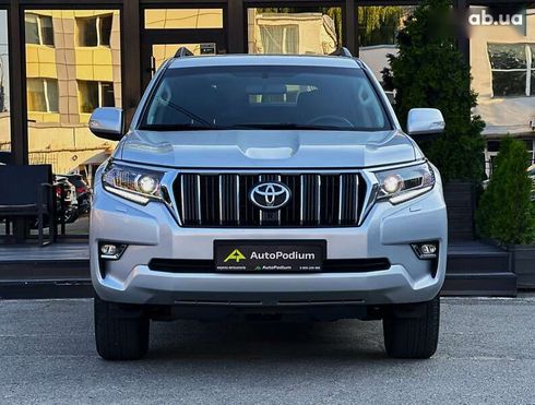 Toyota Land Cruiser Prado 2020 - фото 2