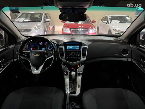 Chevrolet Cruze 2011 черный - фото 9