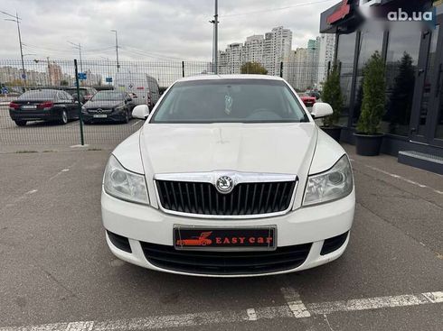 Skoda Octavia 2011 - фото 9