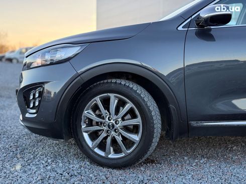 Kia Sorento 2017 серый - фото 5