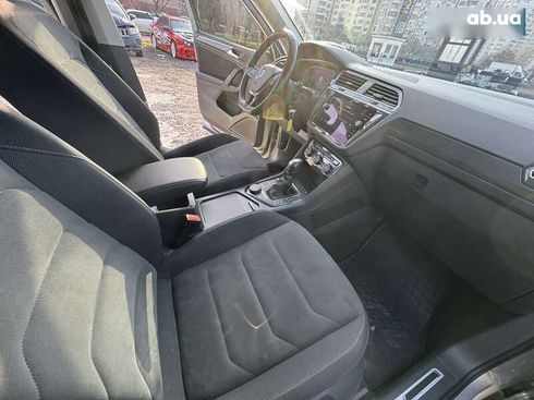 Volkswagen Tiguan 2019 - фото 10