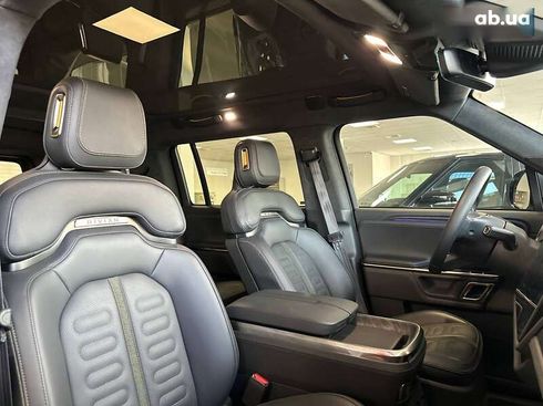 Rivian R1S 2023 - фото 12