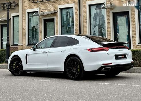 Porsche Panamera 2017 - фото 9