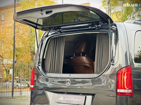 Mercedes-Benz V-Класс 2019 - фото 20
