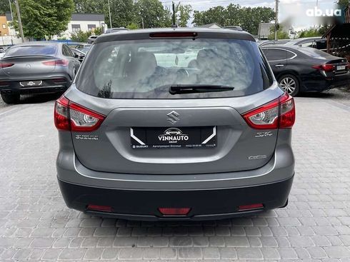 Suzuki SX4 2020 - фото 12