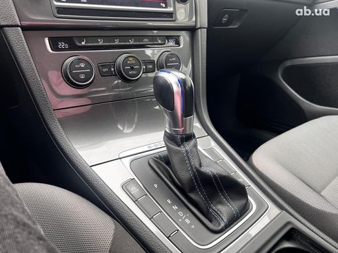 Volkswagen e-Golf 2015 серый - фото 12