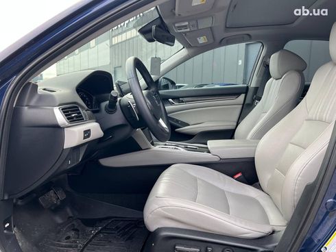 Honda Accord 2019 синий - фото 20