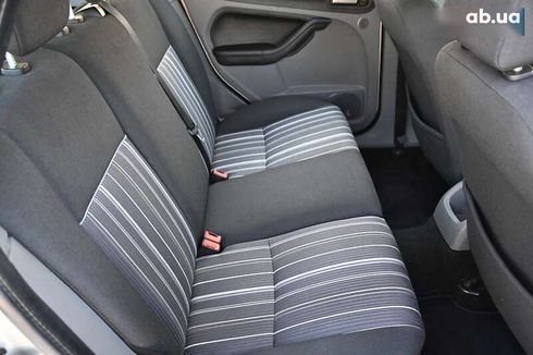 Ford Focus 2009 - фото 26