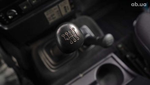 Land Rover Defender 2015 - фото 25