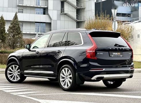 Volvo XC90 2017 - фото 8