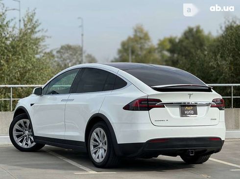 Tesla Model X 2017 - фото 23