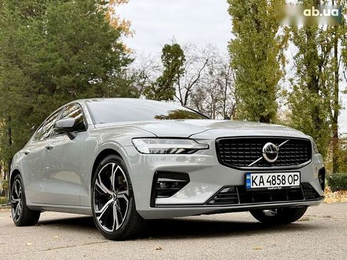 Volvo S60 2024 - фото 24