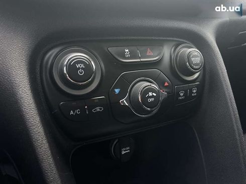 Dodge Dart 2013 - фото 13