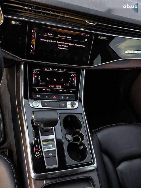 Audi Q8 2019 - фото 23