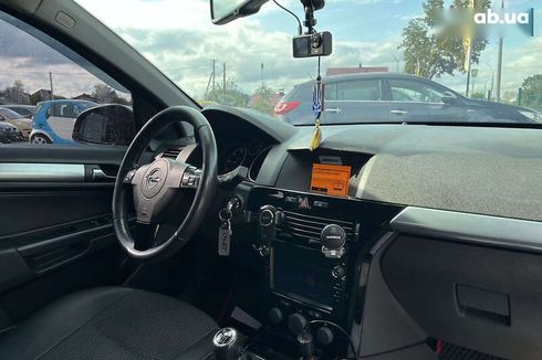 Opel Astra 2010 - фото 26