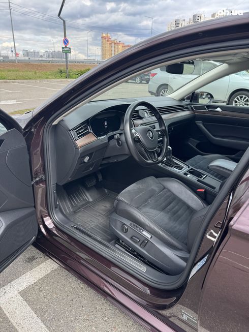 Volkswagen Passat 2016 красный - фото 55