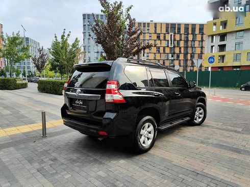 Toyota Land Cruiser Prado 2013 - фото 23