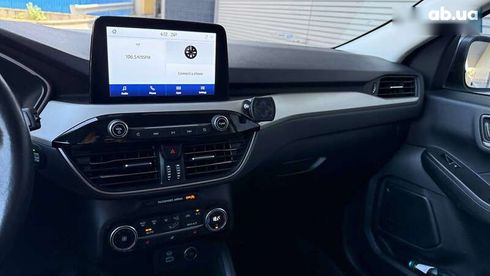 Ford Kuga 2021 - фото 28