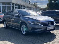 Продажа б/у Volkswagen Passat 2020 года в Житомире - купить на Автобазаре